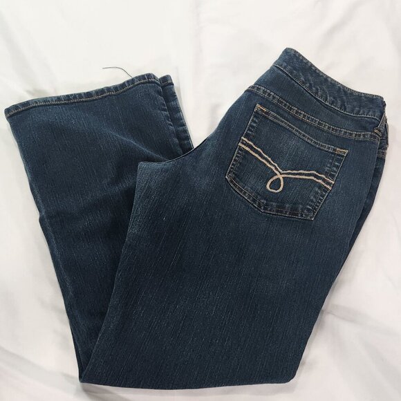 American Rag Women's Blue Denim Bootcut Medium Wash Jean Size 11 S Lot A - Picture 6 of 7